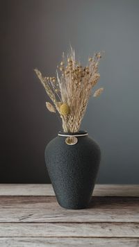 Elegante Vase "Serina" - elegante Deko für moderne Wohnzimmer. 