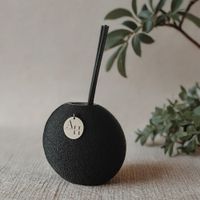 Design-Duftvasen Orbis & Atria als elegante Raumduftlösung für moderne Wohnstile