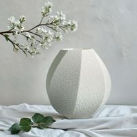 Elegante Vase "Luna" - nachhaltig und zeitlos. 