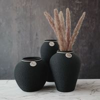 Neue Vasen-Designs - Elegantes Vasen-Set von Afilli Homes. Moderne & elegante Vasen für Trocken- und Frischblumen. Ideal als Wohnzimmer Deko - oder als Geschenkidee. 
