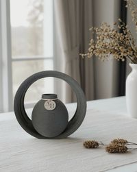 Vase Odora - inkl. wasserdichtem Einsatz und Anhänger - ideal als Wohnzimmer-Deko oder Vase für Trocken- oder Frischblumen