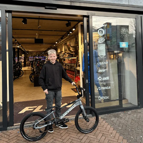 Meybo HSX, dik opgebouwd - Flow BMX