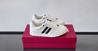 Gucci Re-Web vs Rhyton Men’s Sneaker Works Better With Your Wardrobe?