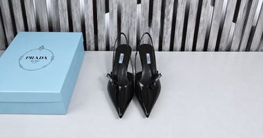 <p>Prada Women Shoes Type Fits Your Week Best?</p>