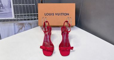 <p>Louis Vuitton Women Shoes for a Real Week:Sneakers,Loafers,Flats,Pumps,and Boots</p>